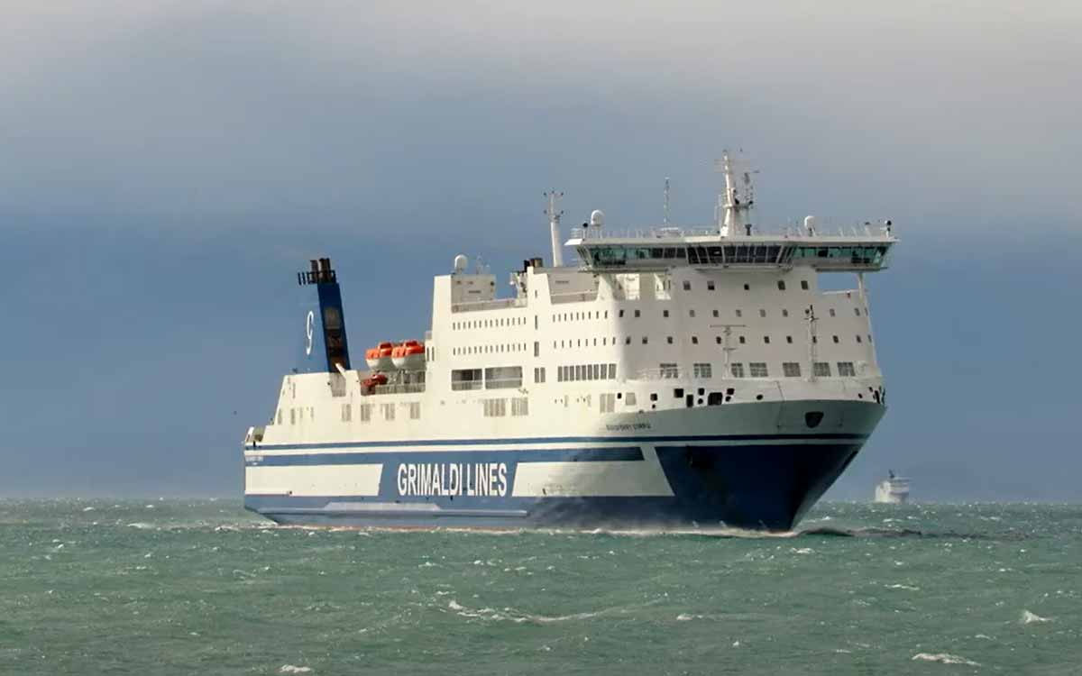 Ship photo for Grimaldi Lines