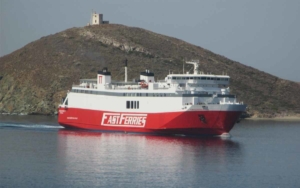 Fast Ferries Theologos P at the port of Andros.