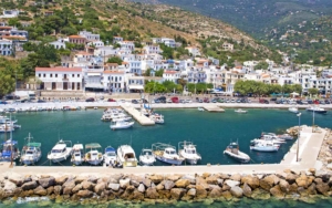 The port of Agios Kirikos, Ikaria