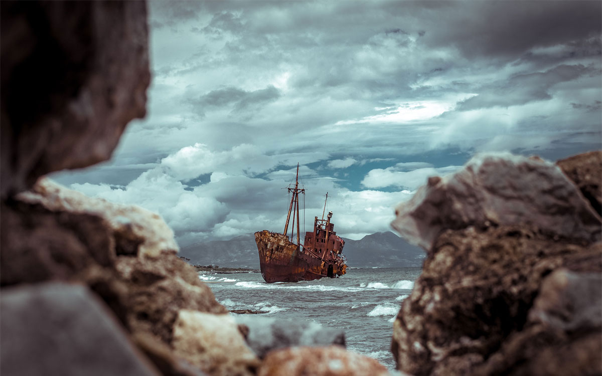 Dimitrios shipwreck in Gytheio