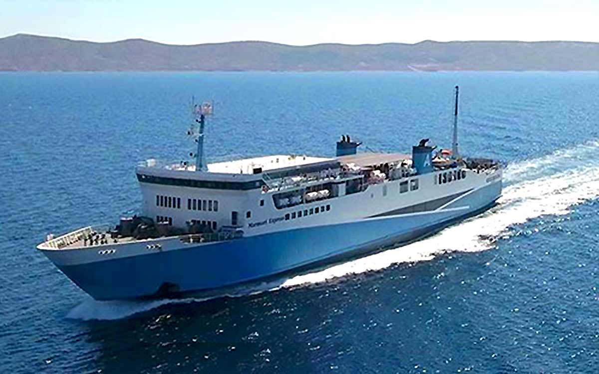Φωτογραφία πλοίων της Karystia Lines